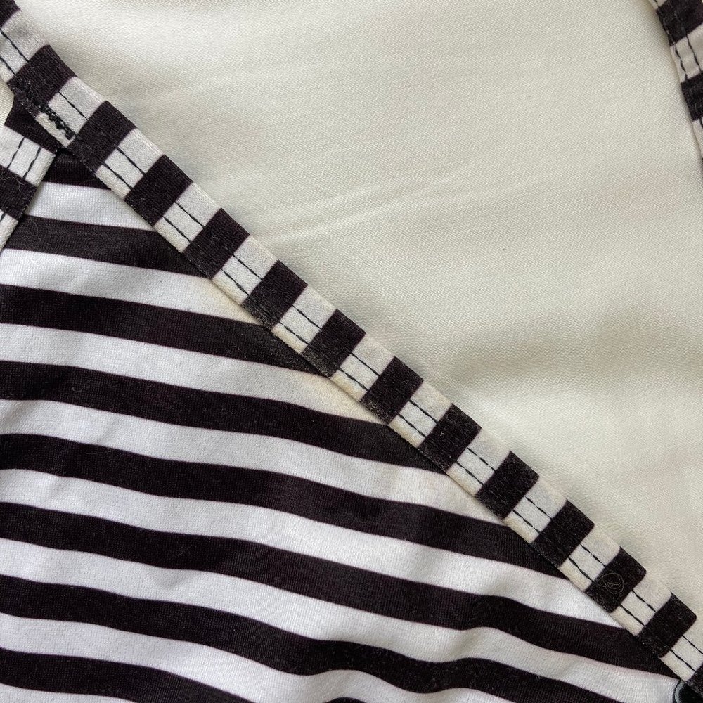 Rare Jolyn Striped Racerback top - Picture 3 of 4